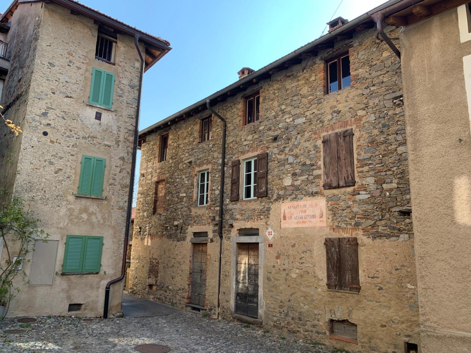 House Of Retreat Strada Vegia De Bren 9 Nr-01223 Daire Breno Dış mekan fotoğraf